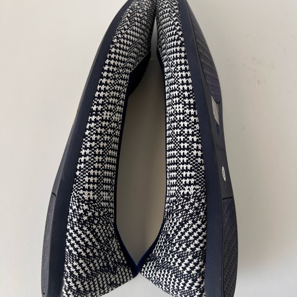 Rothy's Houndstooth Pointed Toe Ballet Flat Slip-On Size 8 - Picture 12 of 16